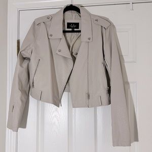 Cropped leather jacket